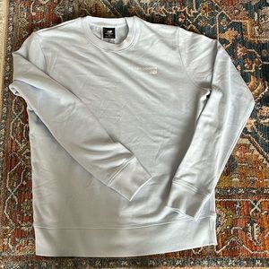 New Balance women’s lilac crewneck sweatshirt